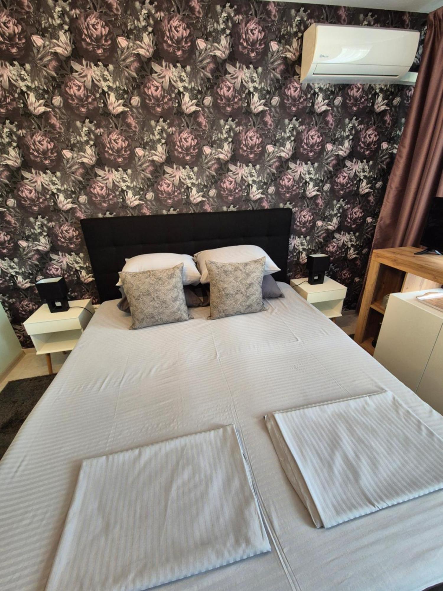 The White House Hotel Nesebar Bagian luar foto